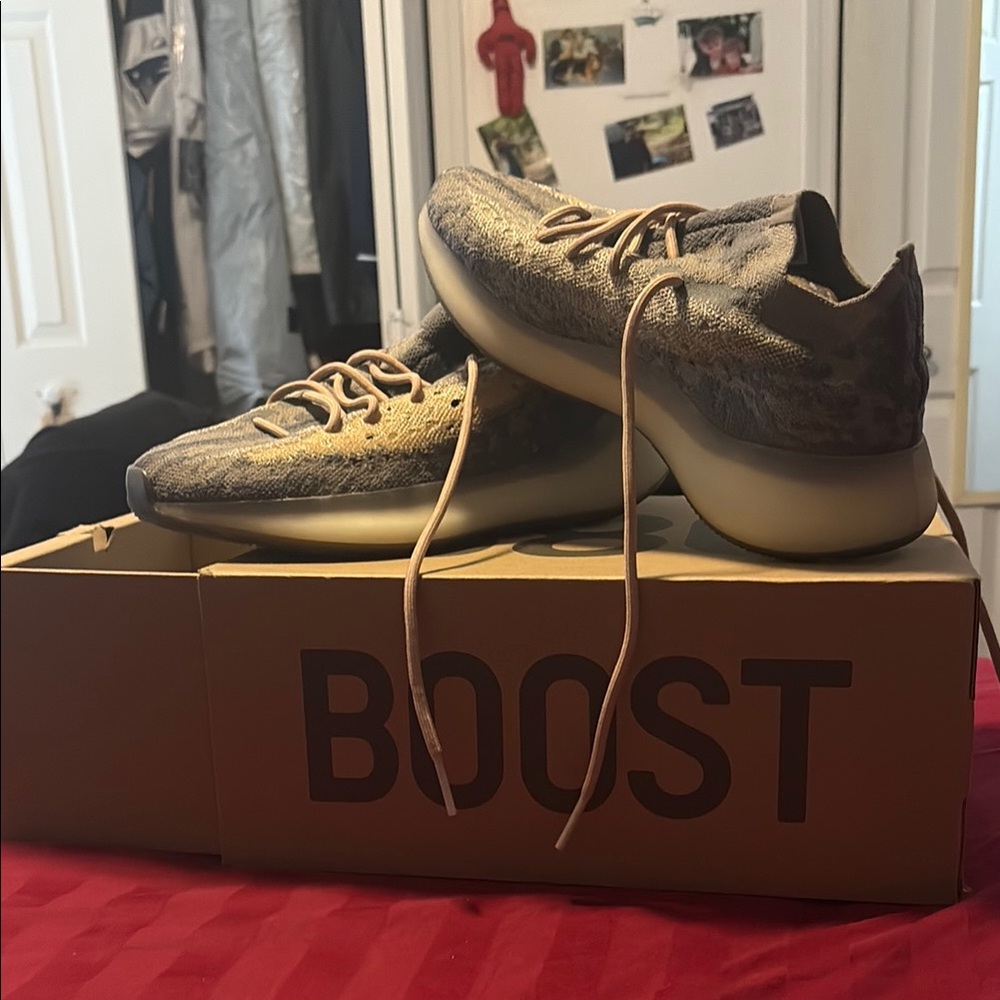YEEZY 380 BOOST MIST